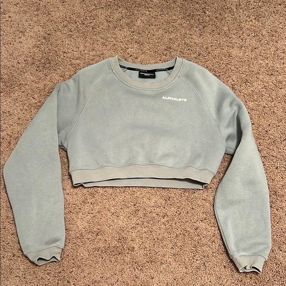 Alphalete Cropped Sweater - Picture 1 of 3